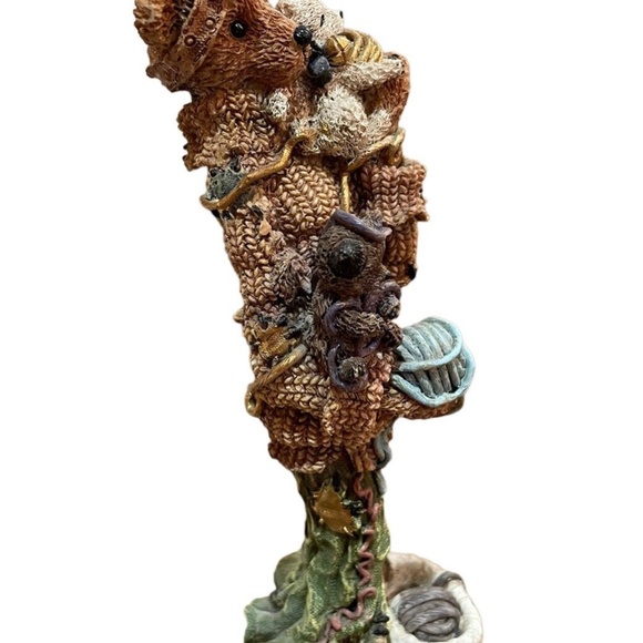 Bear Holding Kitten Resin Figure Christhomas Corp. 7" Tall - Picture 4 of 7